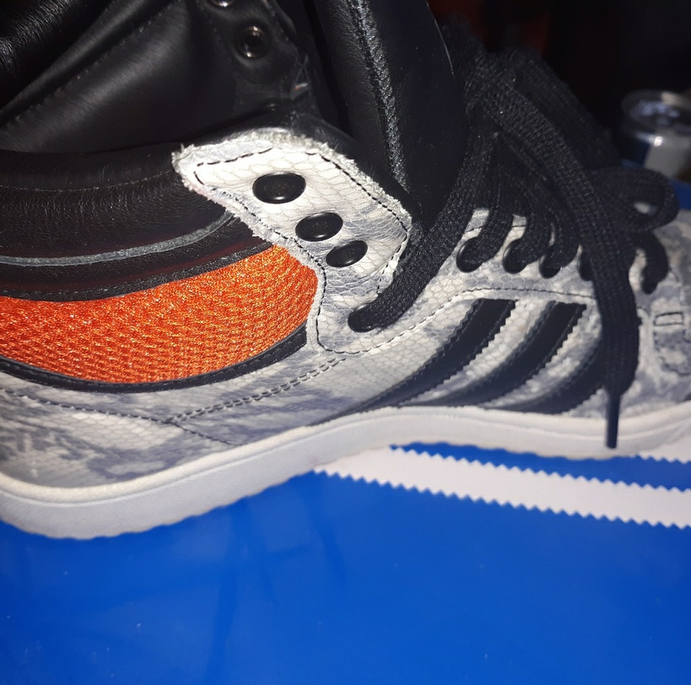 Addidas sneakers black grey snakeprint